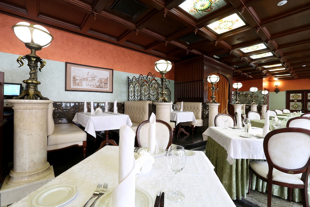 Garni Hotel
