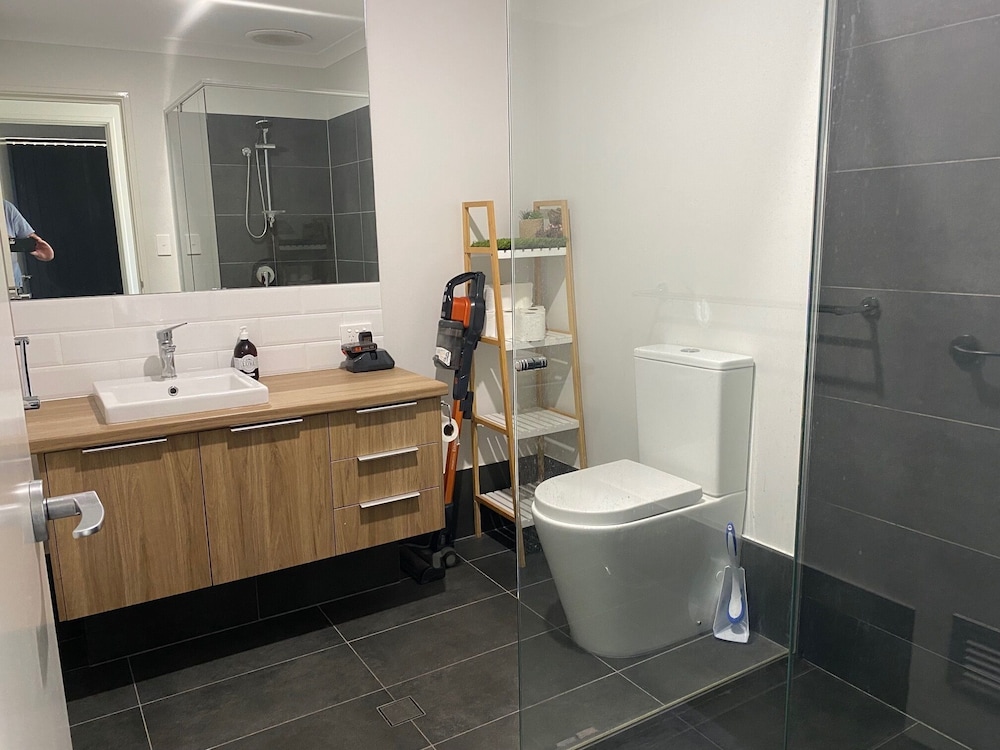 Canning Vale Family Accommodation