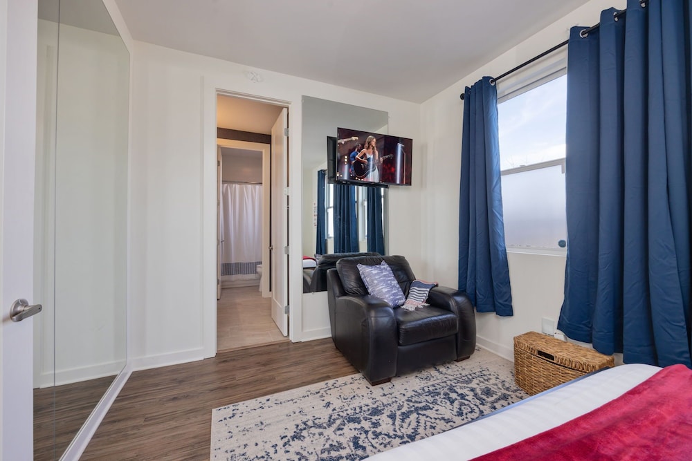 Nashville Notes - Sleeps 8 - Mins to Broadway!
