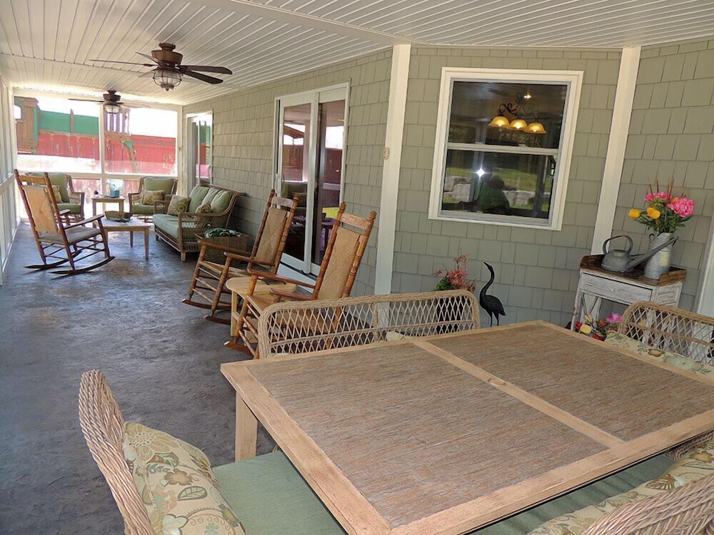 Angel Rock Waterfront Cottages and Vacation Homes