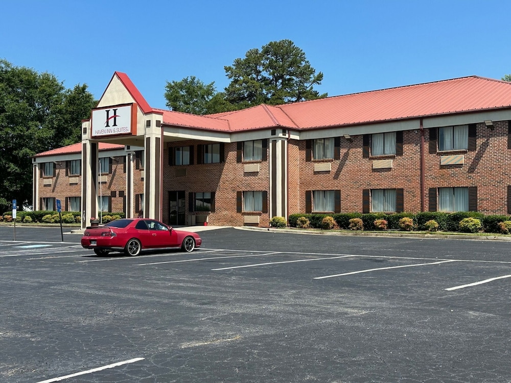 Haven Inn & Suites