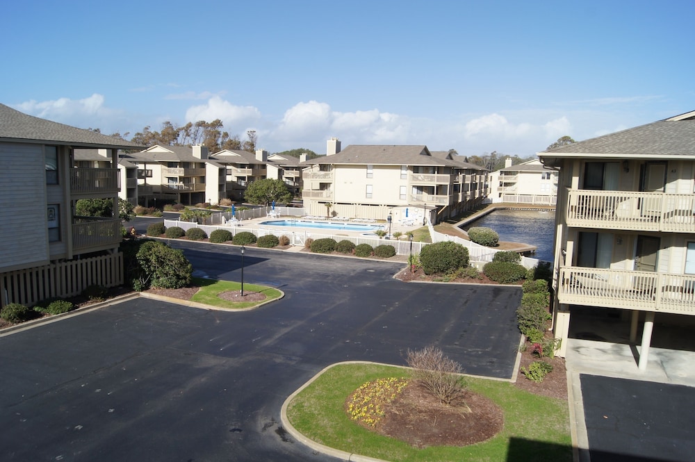 Tilghman Lakes B3 by RedAwning