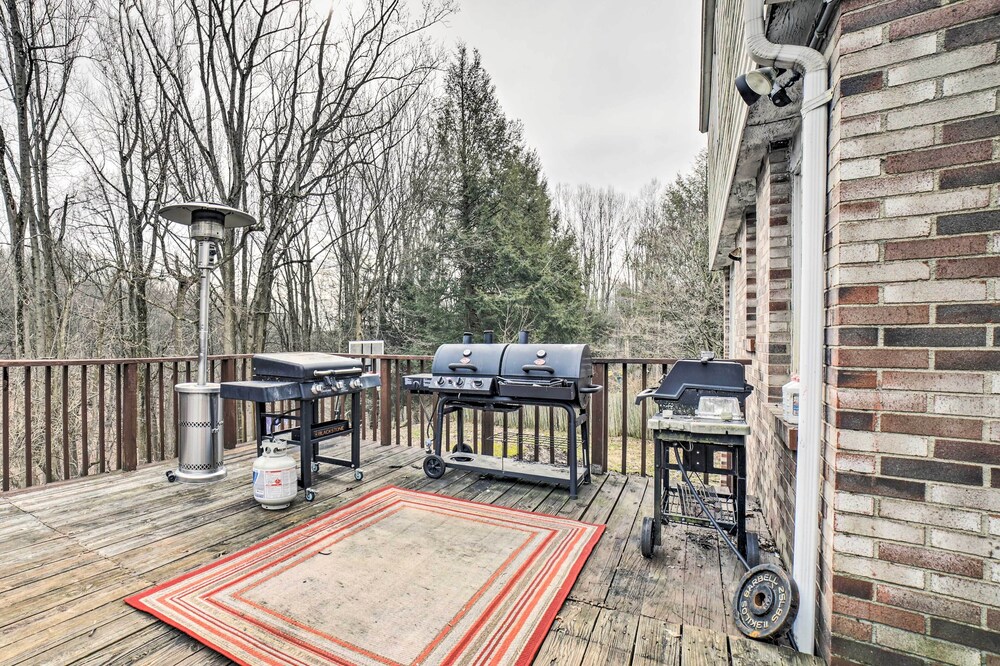 Charming Vacation Rental: 15 Mi to Pittsburgh - Property Image 22