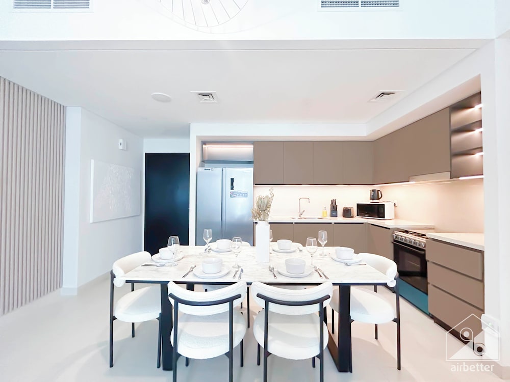 Luxury Burj Crown 4bedroom Balcony & Downtown View