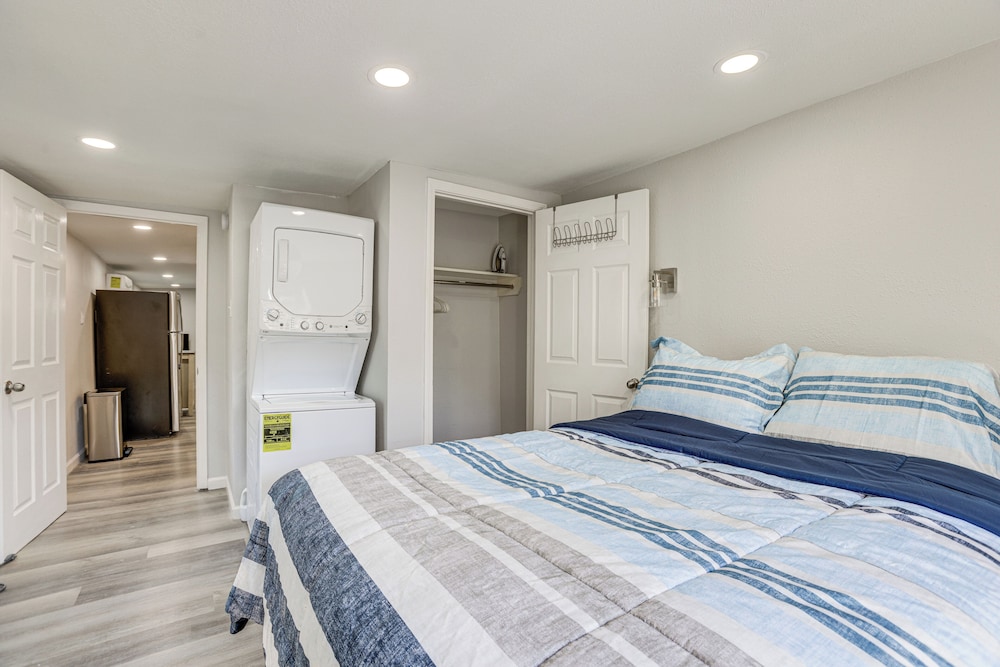 Prime I-10/610 Access! Houston Home Base
