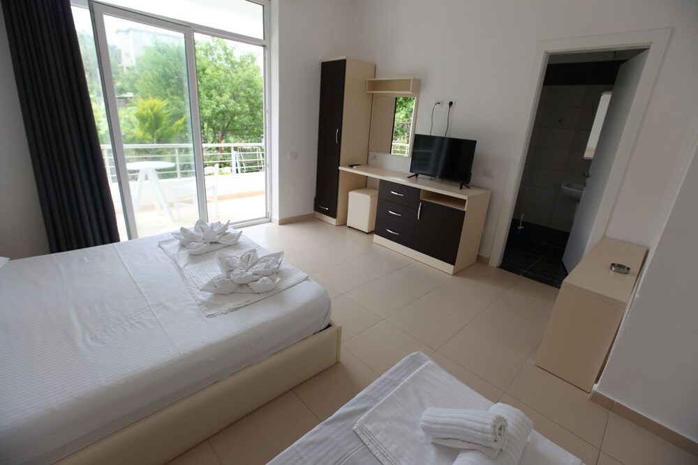 Zahos Hotel