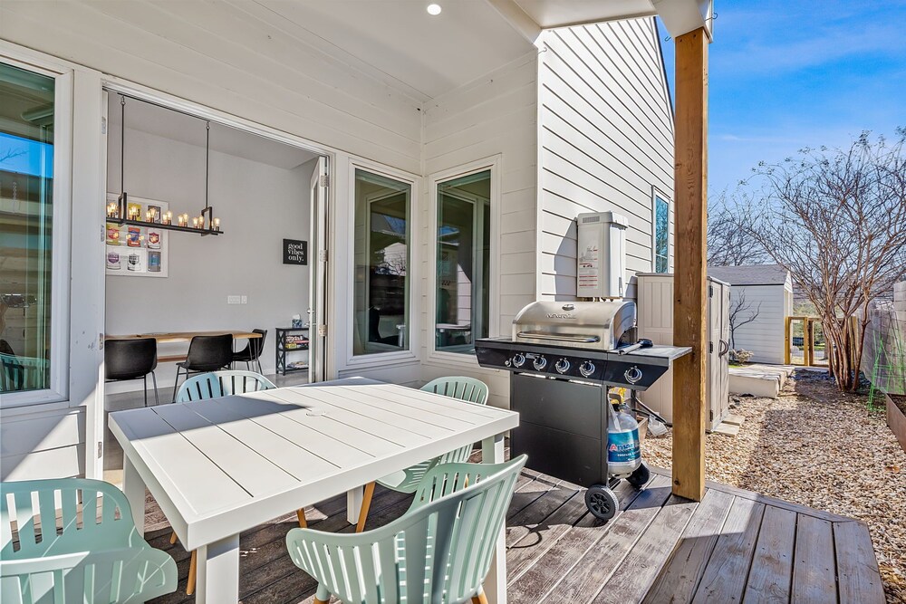 Trendy 3 Bedroom in South Austin! - Image 2