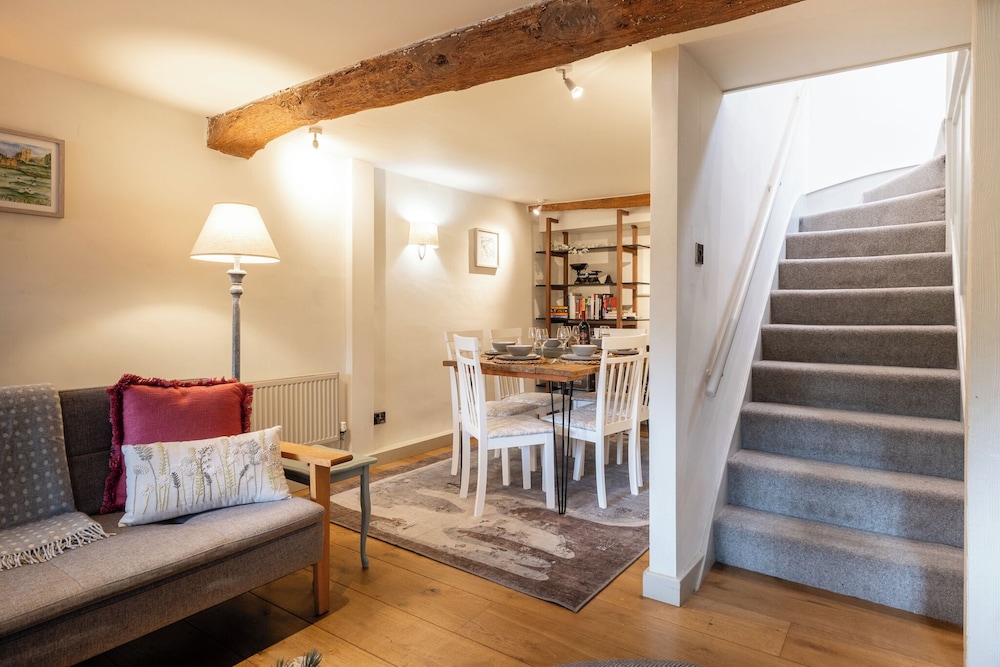 Beautiful Cottage in the Cotswolds
