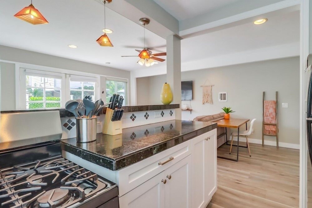 Casa Azul Lower 2 Bedroom Apts - Image 2