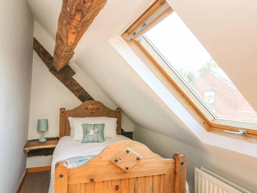 Old Hall Barn 3 view 2