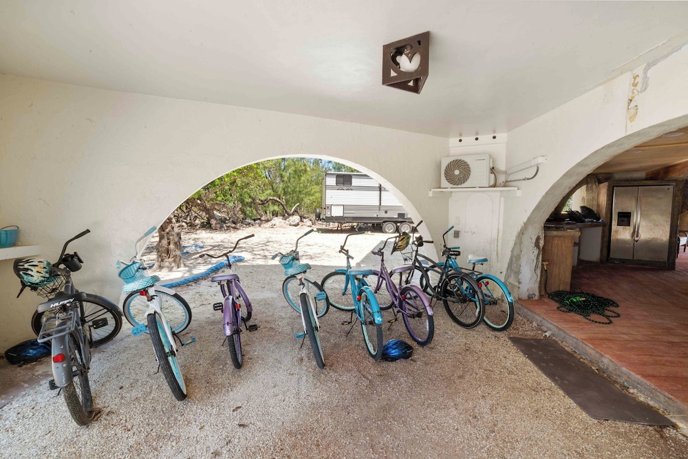 Barnacle Resort