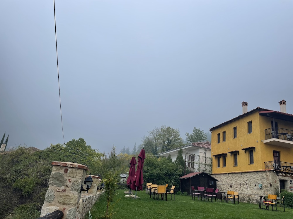 Photo 40