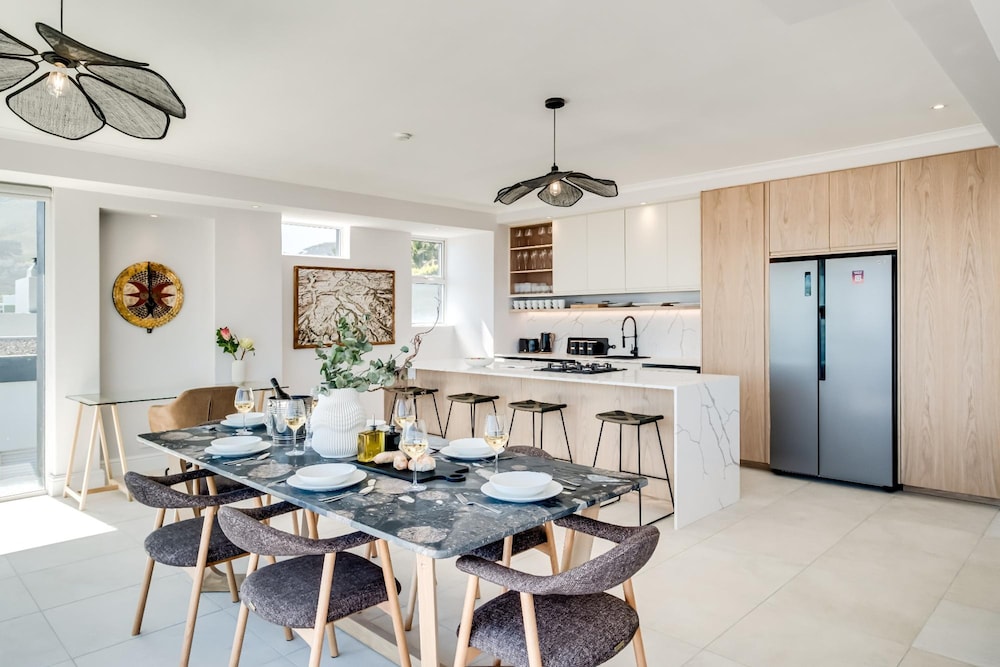 Sea View 3bed Camps Bay Apt Sapphire Tide Pad
