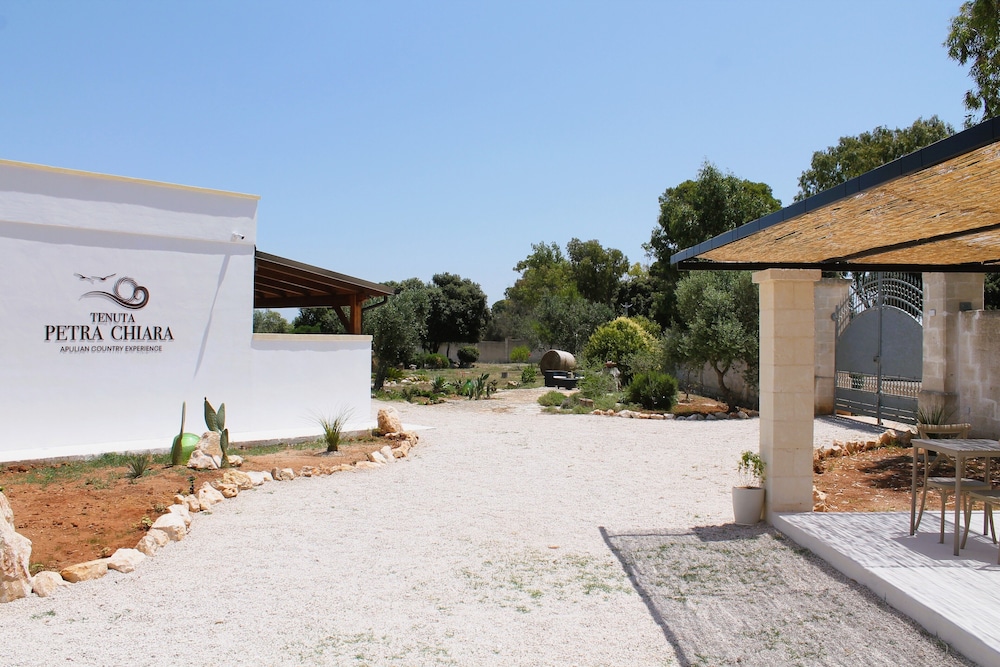 Tenuta Petra Chiara -Apulian Country B&B