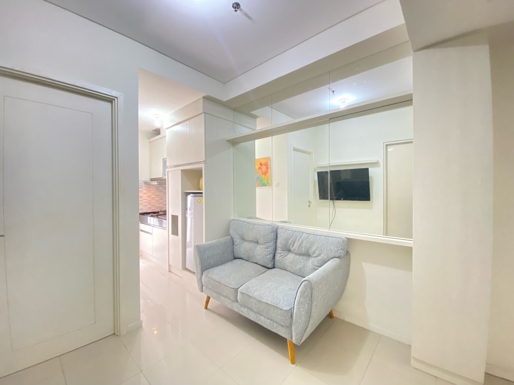Minimalist And Spacious 1Br Apartment At Parahyangan Residence, Bandung - 11