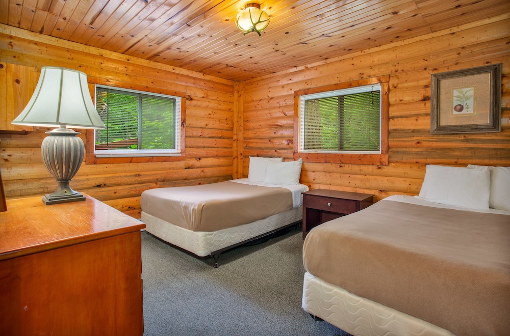 Birchcliff Resort