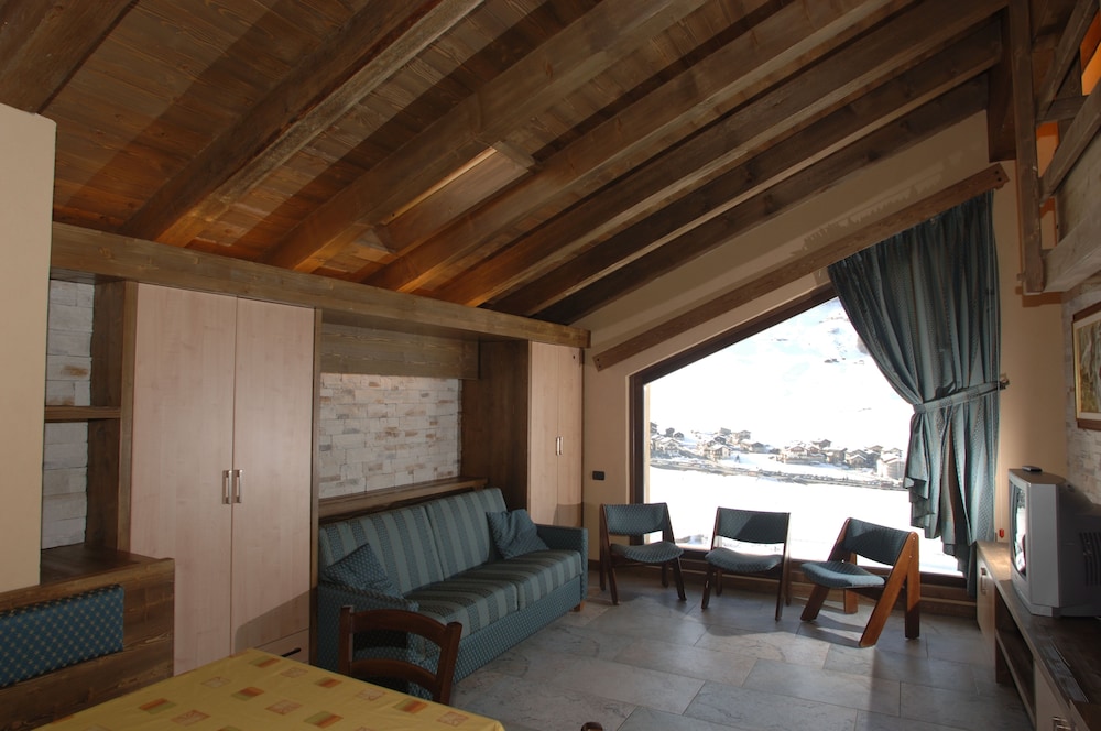 Chalet Garden