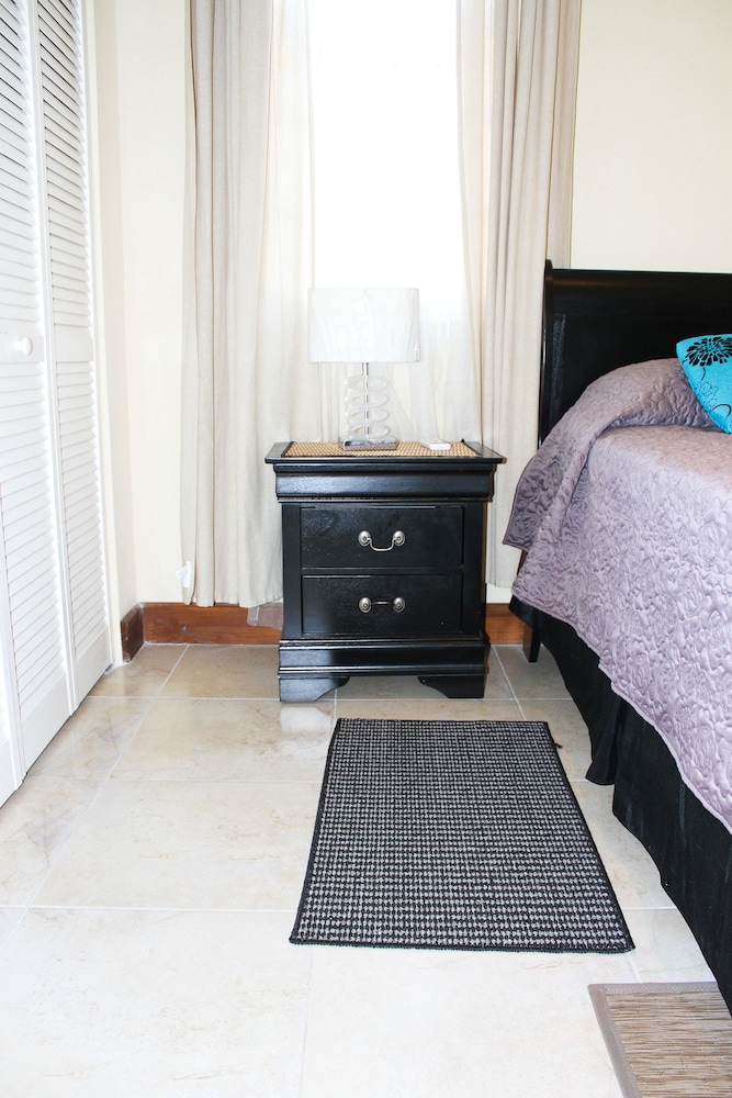 Eclipse Suite Guest Apartments