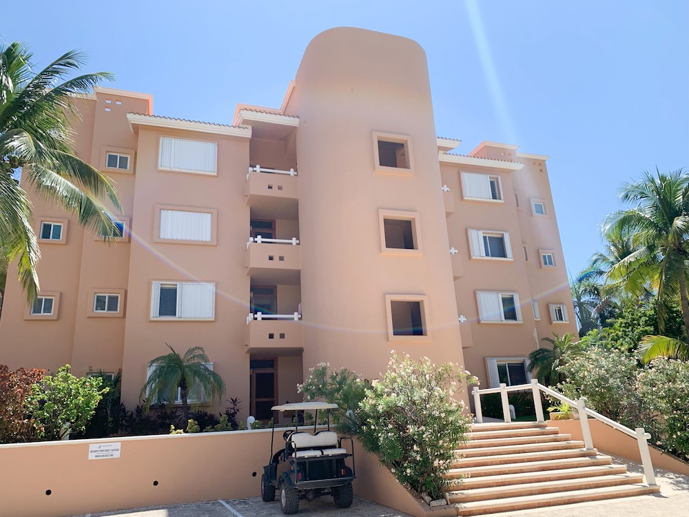 Beach Front Luxury condo