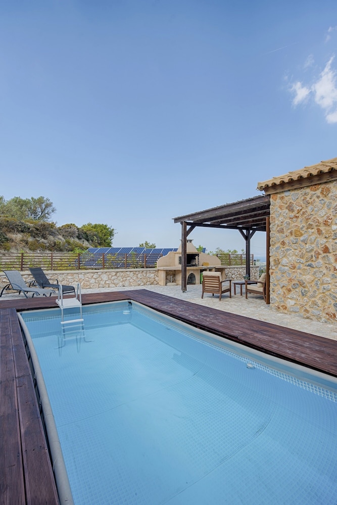 Salakos Villas