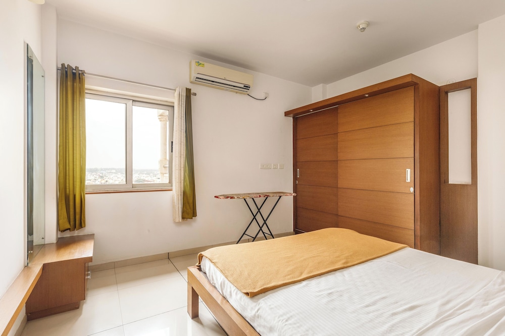 Lakeside Living by Red Olive Nr Airport 3bhk