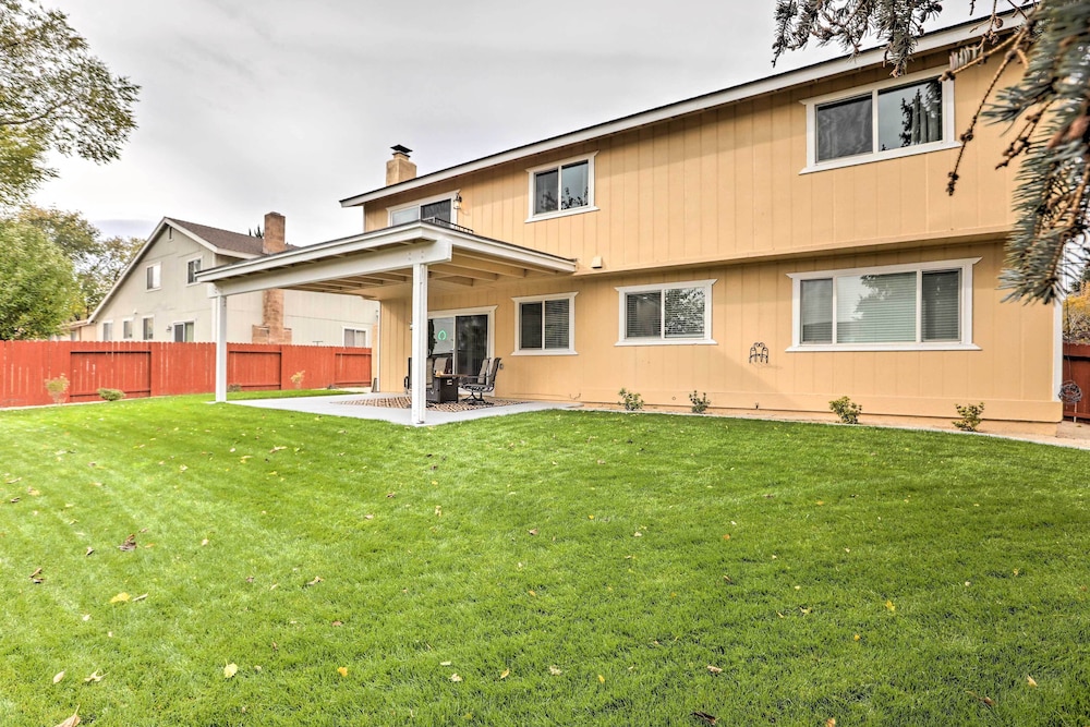 Reno Vacations - Sleek Family Retreat: 4 Mi to Downtown Reno! - Property Image 15