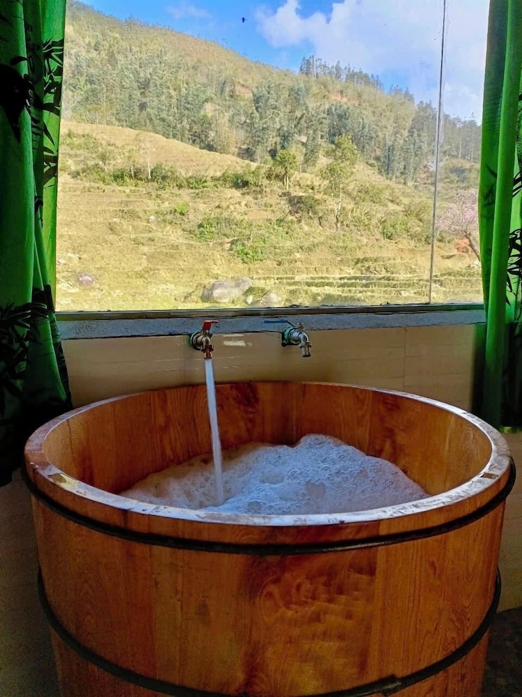 Homestay Nui Da Ta Phin