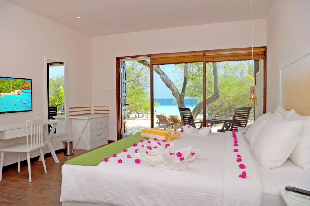 Eriyadu Island Resort