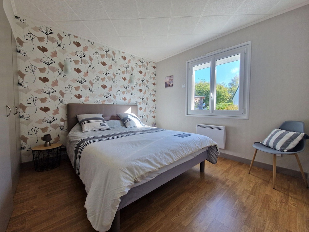 Holiday Home in Binic Near Sandy Beach