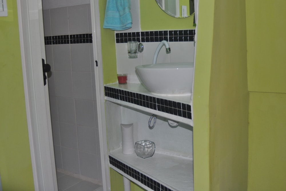 Ecoarthostal - Hostel