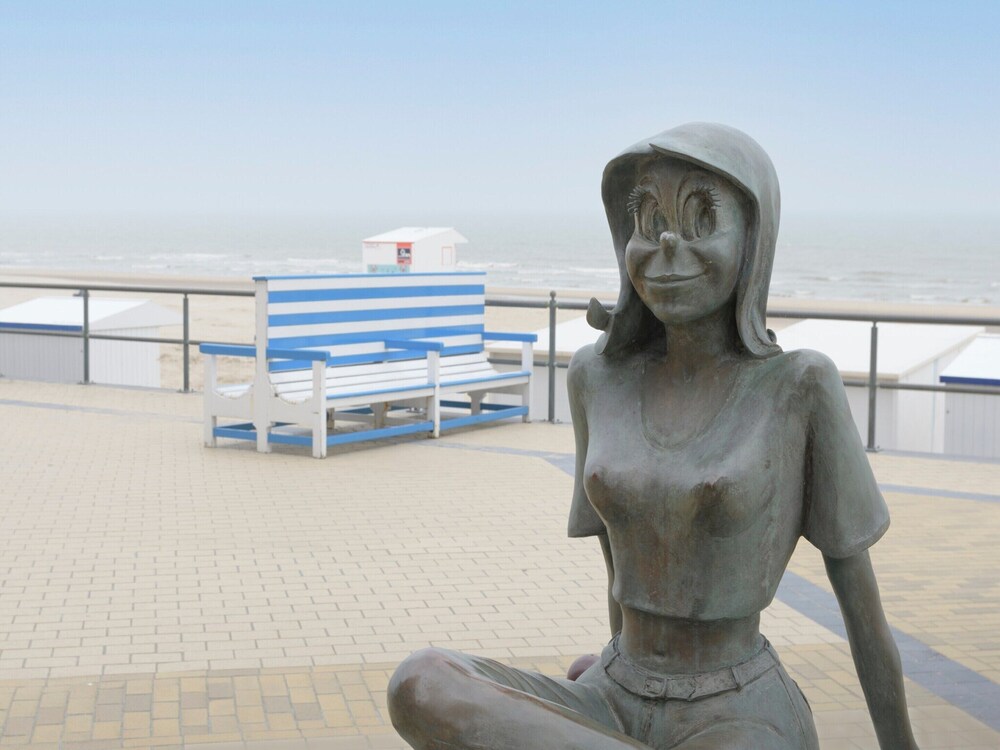 Apartment in Middelkerke Near the Beach