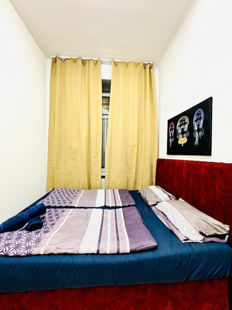 4BR Stay for 8 Near FAC Stadium