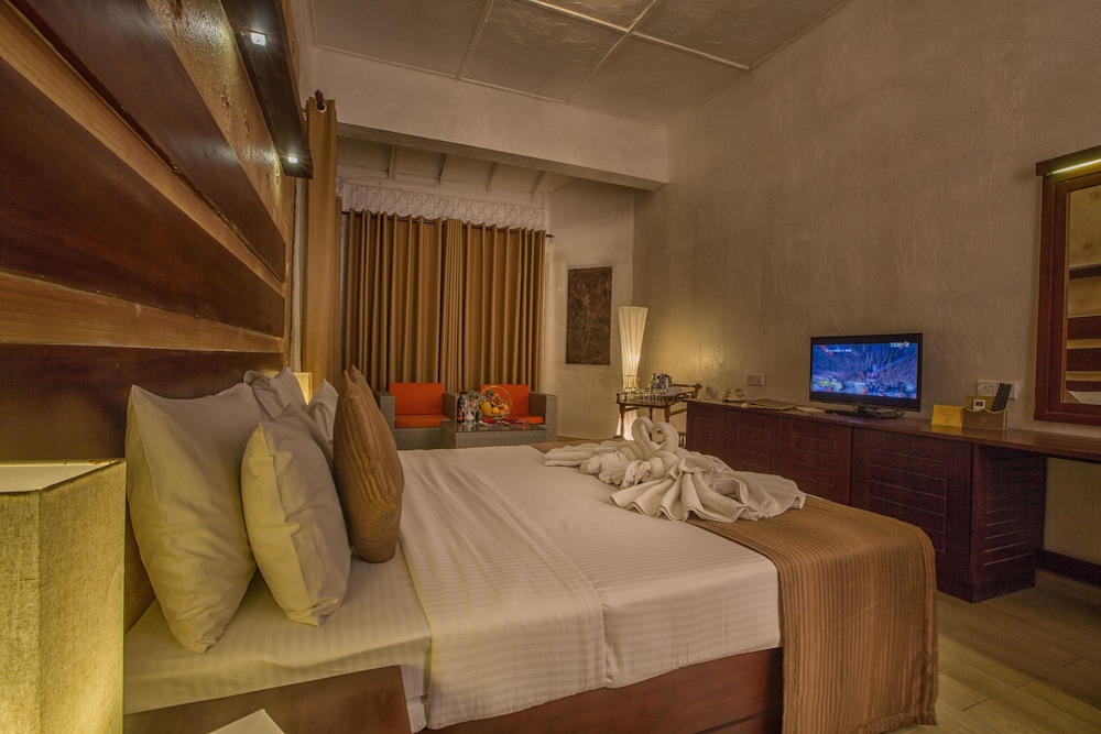 Avenra Beach Hotel