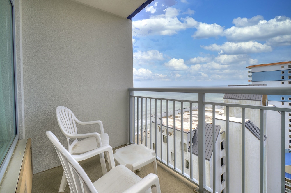Grand Atlantic by Elliott Beach Rentals