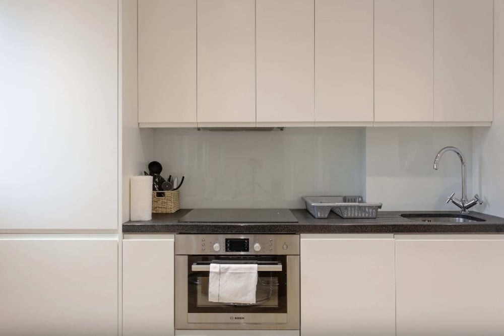 Elegant 1 Bedroom Apartment in South Kensington