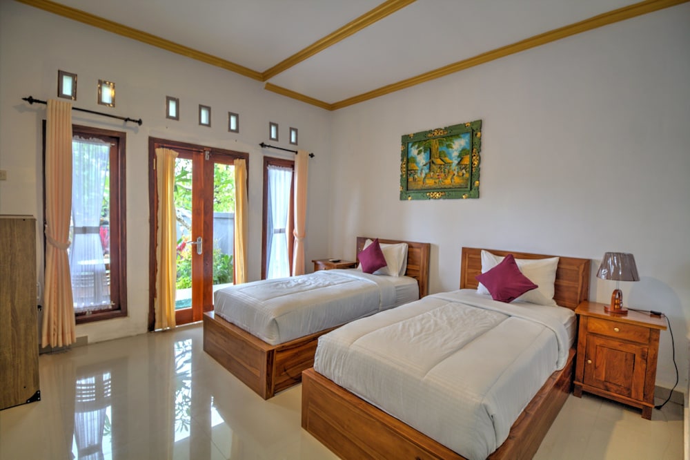 Ary's Guest House view 5