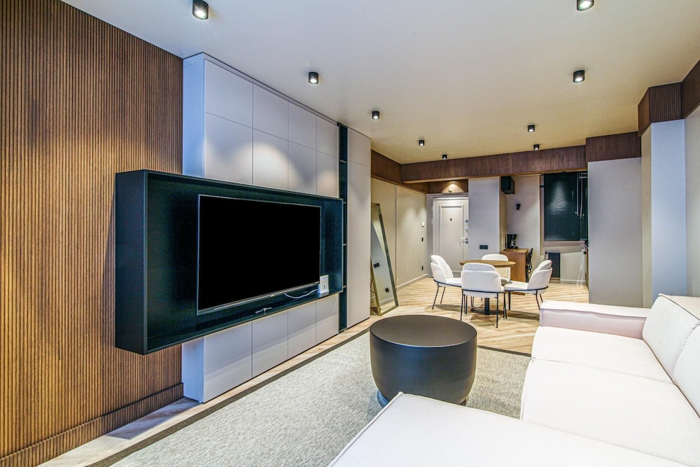 Chic and Convenient Flat in Central Besiktas