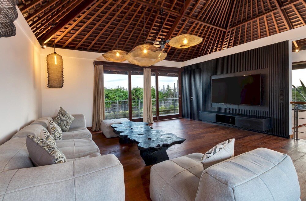 Sundance Villa