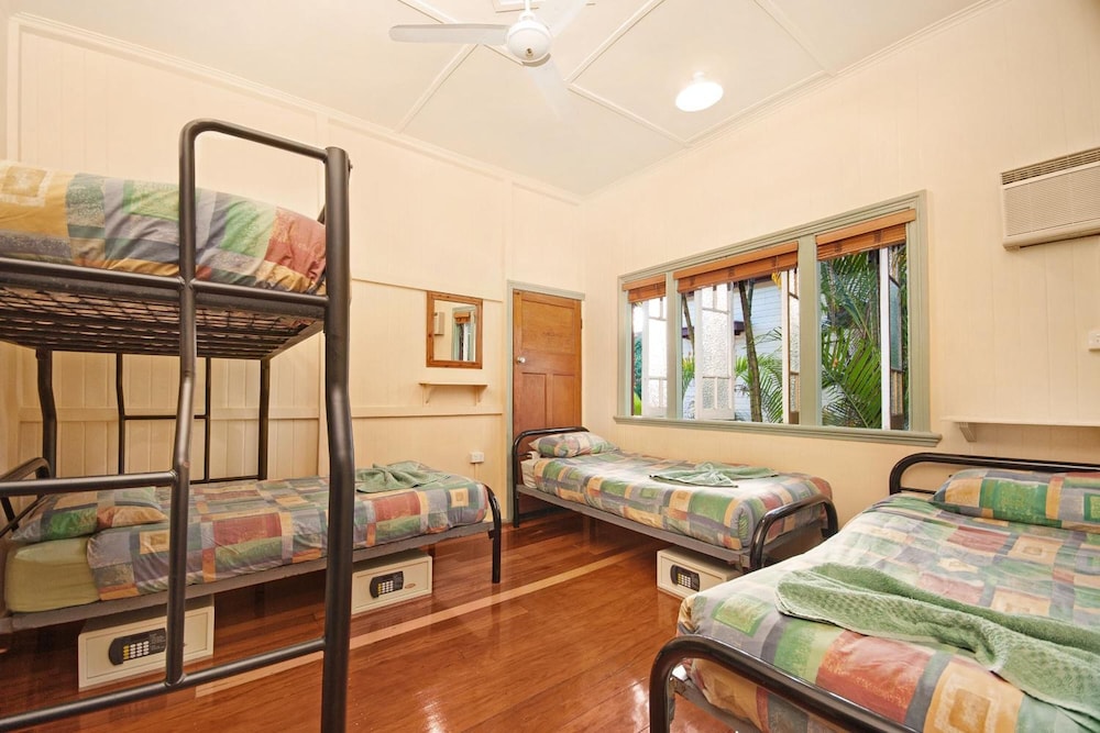 Travellers Oasis - Hostel