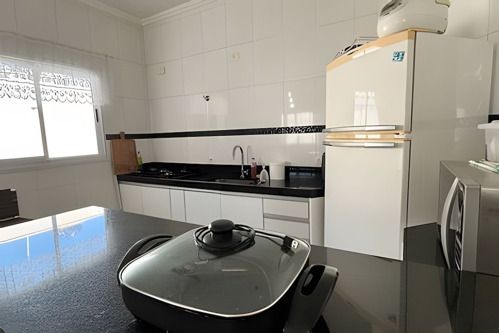 Casa com piscina em Bertioga 1