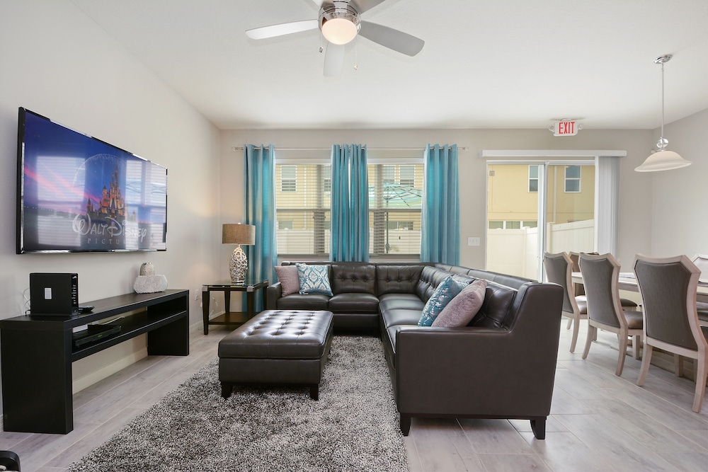 Family Friendly 4 Bedroom close to Disney in Compass Bay Resort 5108