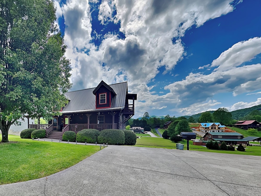 Mulbeary Mountain Cabin