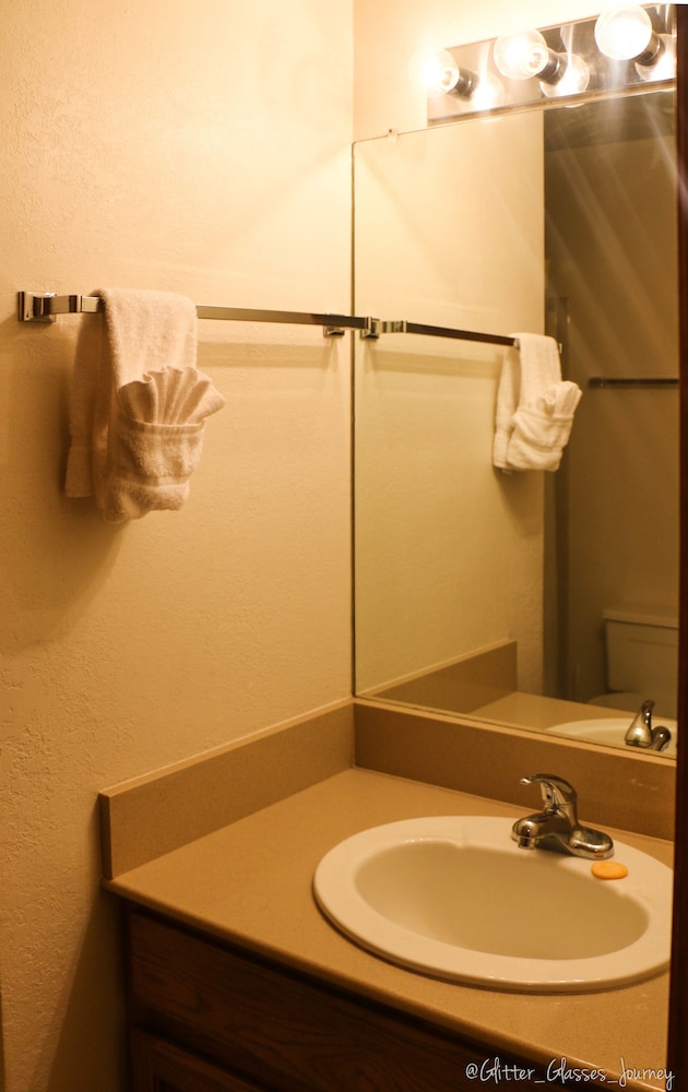 Indian Peaks Resort