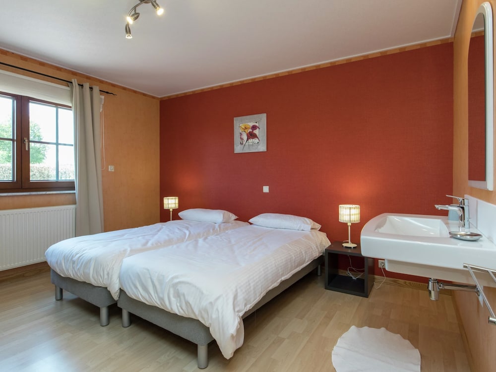 Spacious Holiday Home in the Ardennes with Sauna & Hot Tub view 5