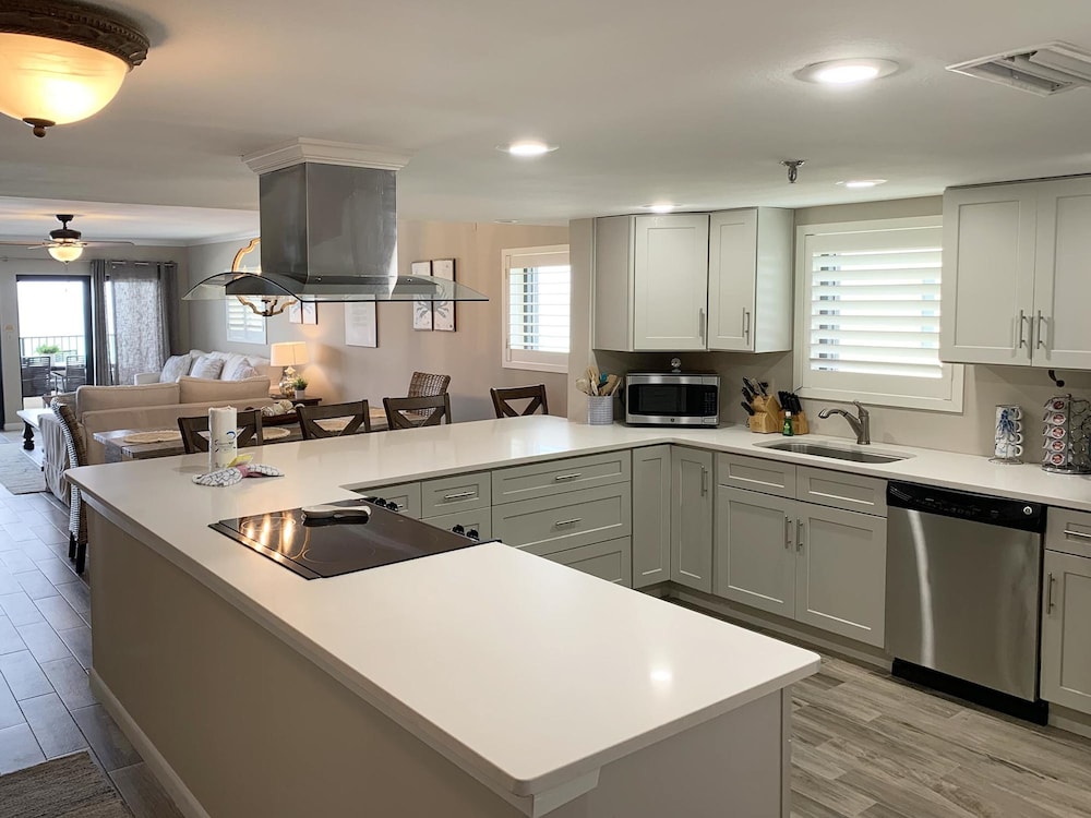 Breakers East by Southern Vacation Rentals