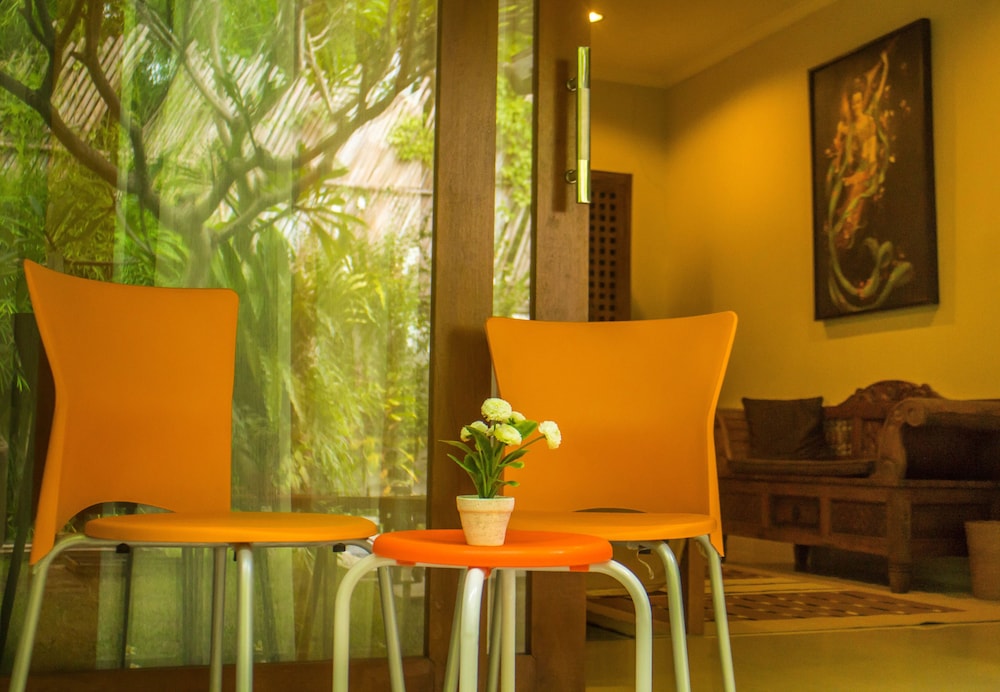 Sunrise Hotel