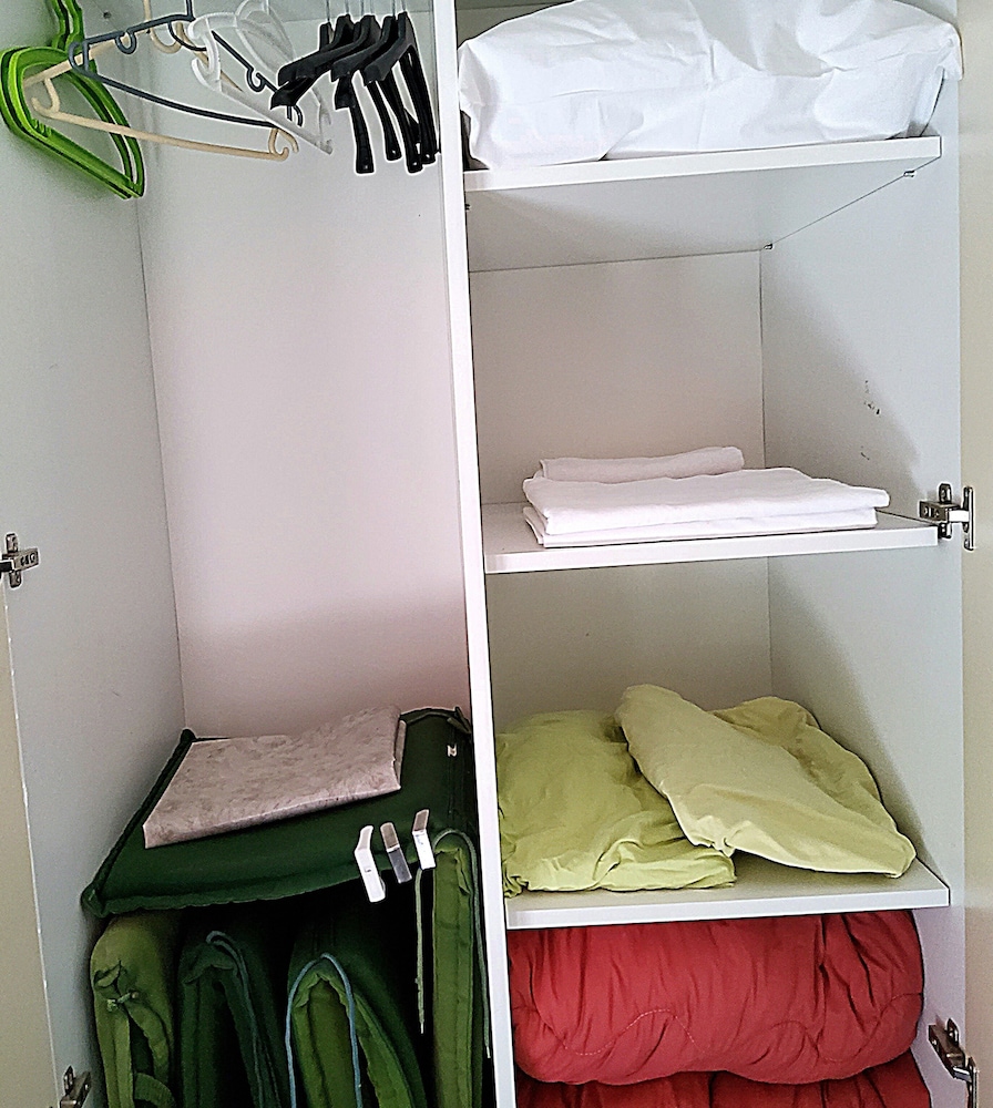 Charming Apartment 3 Sleeps 4 Guests view 5