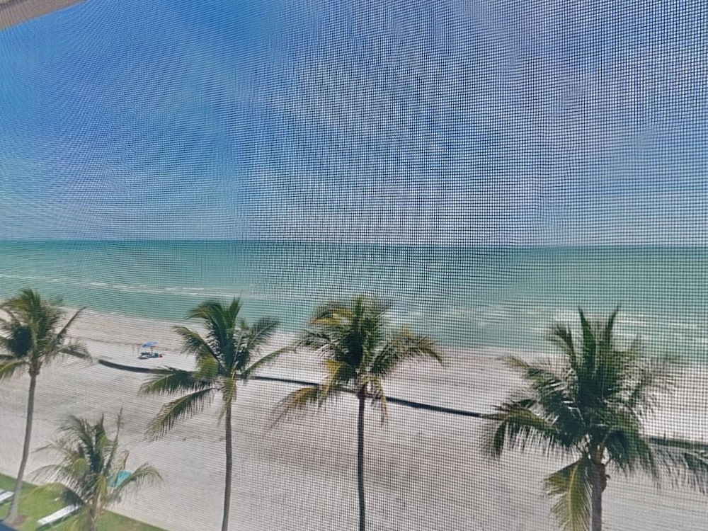 Seaside 5 by Distinctive Beach Rentals