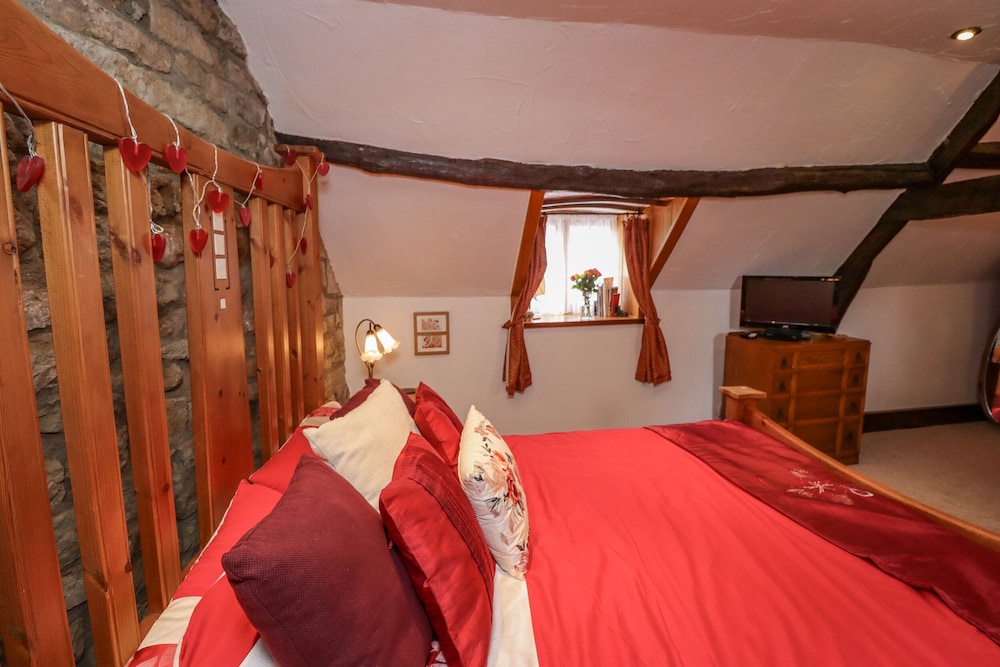 Cholmley Cottage