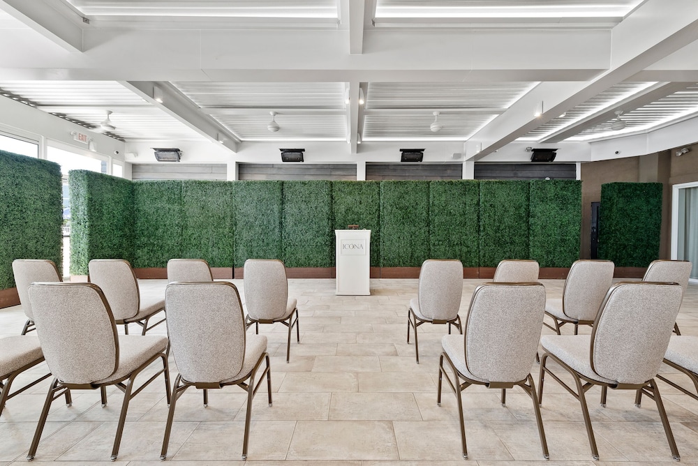 meeting & event spaces